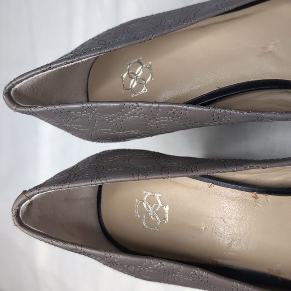 ANN TAYLOR Grey/Brown & Black Leather Heels size 9 M - Picture 10 of 12